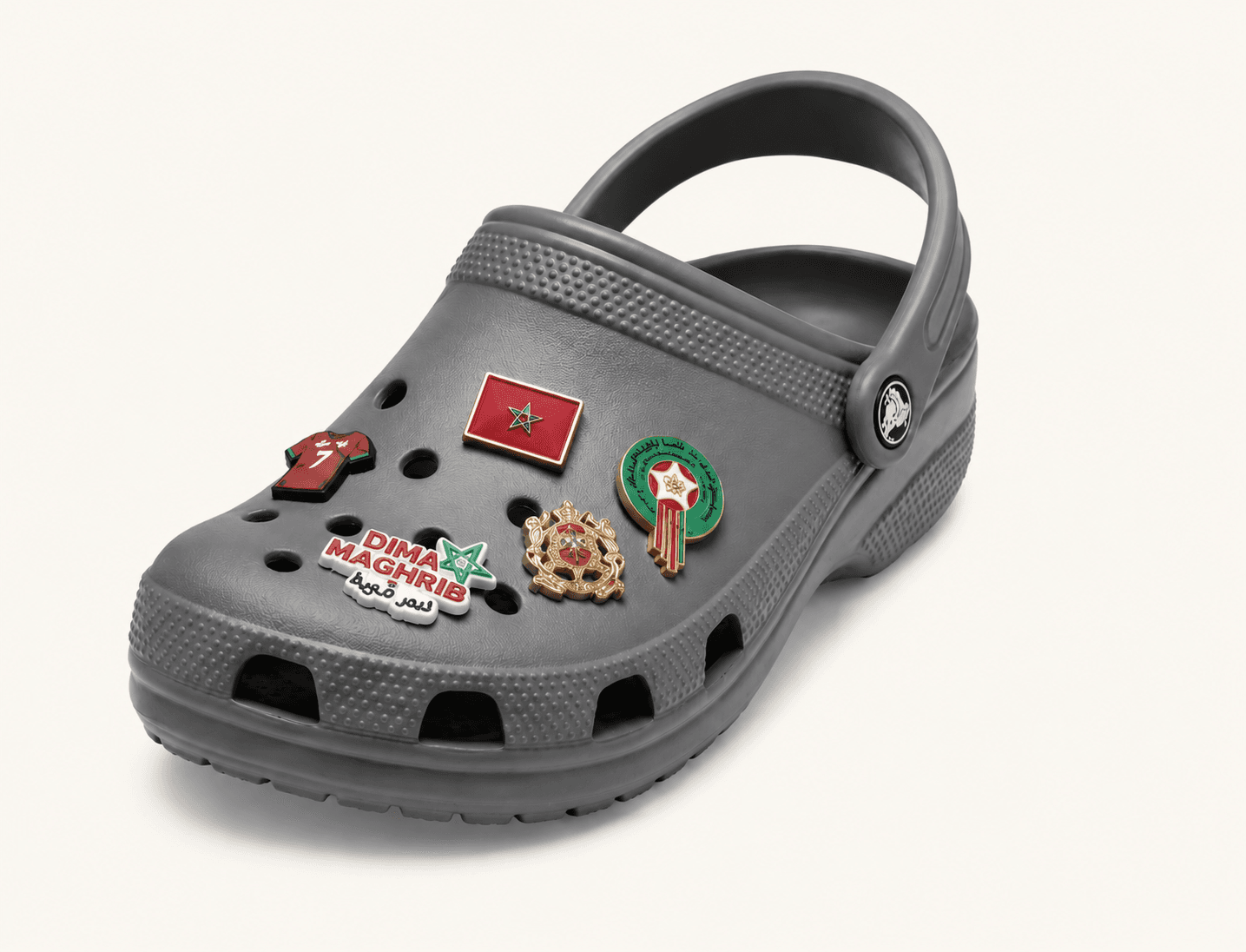 Grijze Crocs met Marokkaanse Atlas Charms